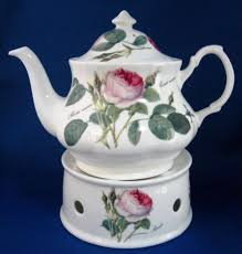 roy-kirkham-redoute-rose-teapot and warmer-mariakalas